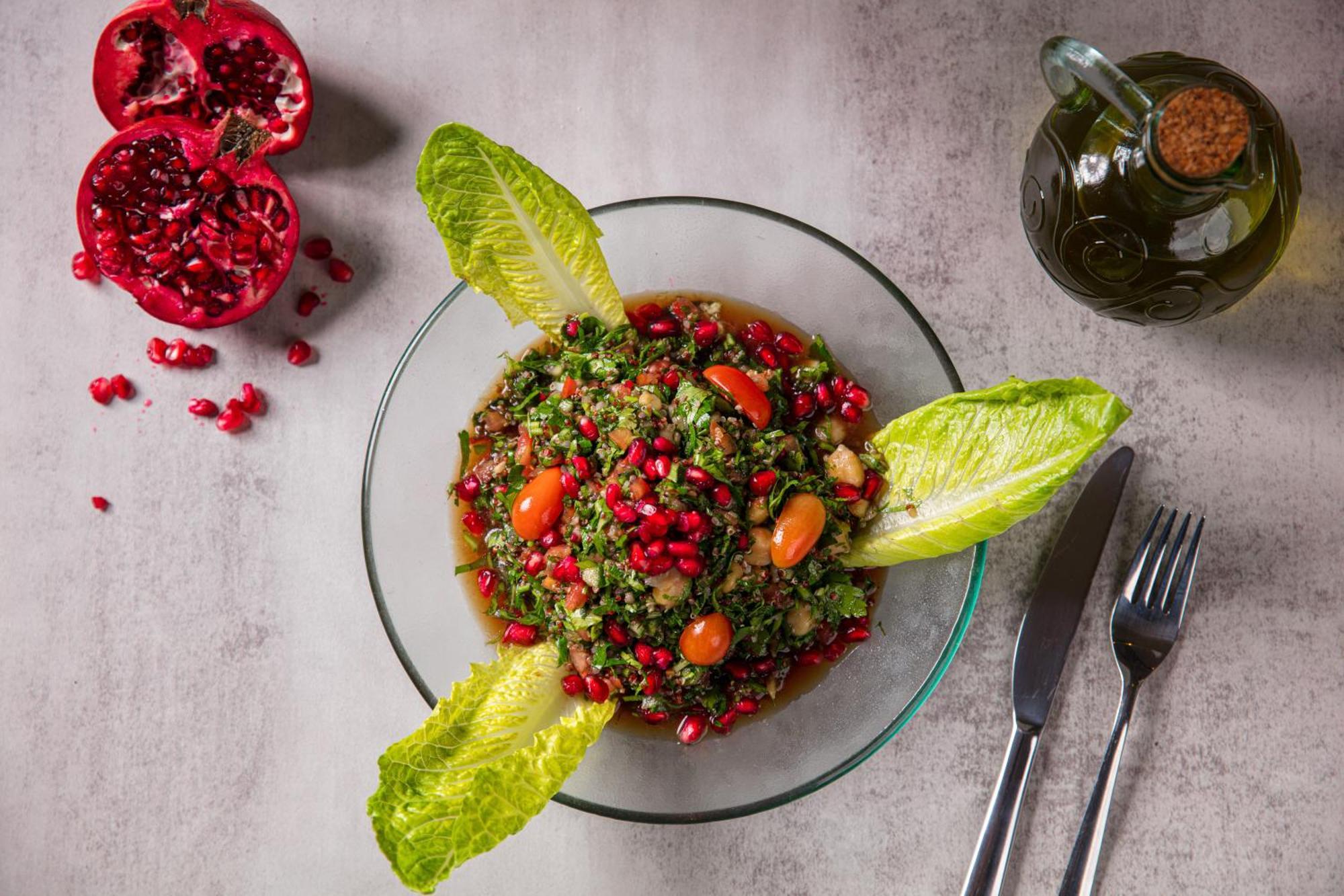 The Abdali Boulevard Hotel Amman Zewnętrze zdjęcie Pomegranate tabouleh